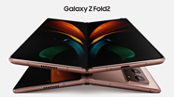Blurry Image of Samsung Galaxy Z Fold 2 Surfaces 25