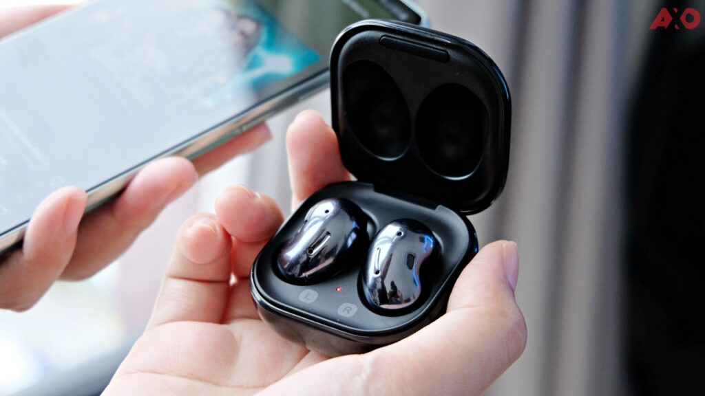 Samsung Galaxy Buds Live TWS Earbuds Review: Good Sounding Magic Beans 22