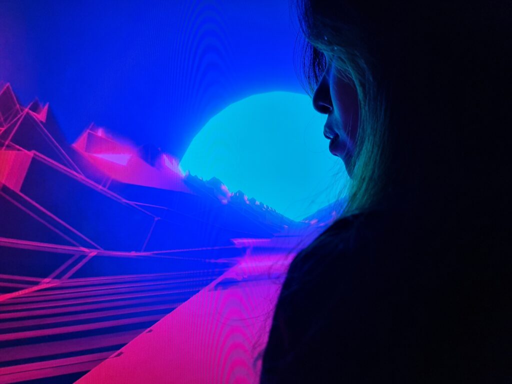 Simple Guide To Create Instagrammable Neon Shots Using Only The Samsung Galaxy Note20 Ultra 5G 21