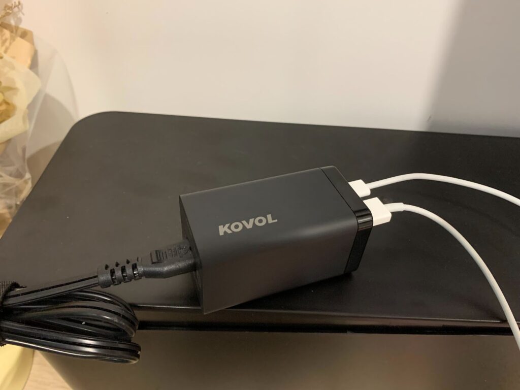 KOVOL Sprint 65W PD 4-Port GaN Fast Charger Review: Marie Kondo Level Of Charging