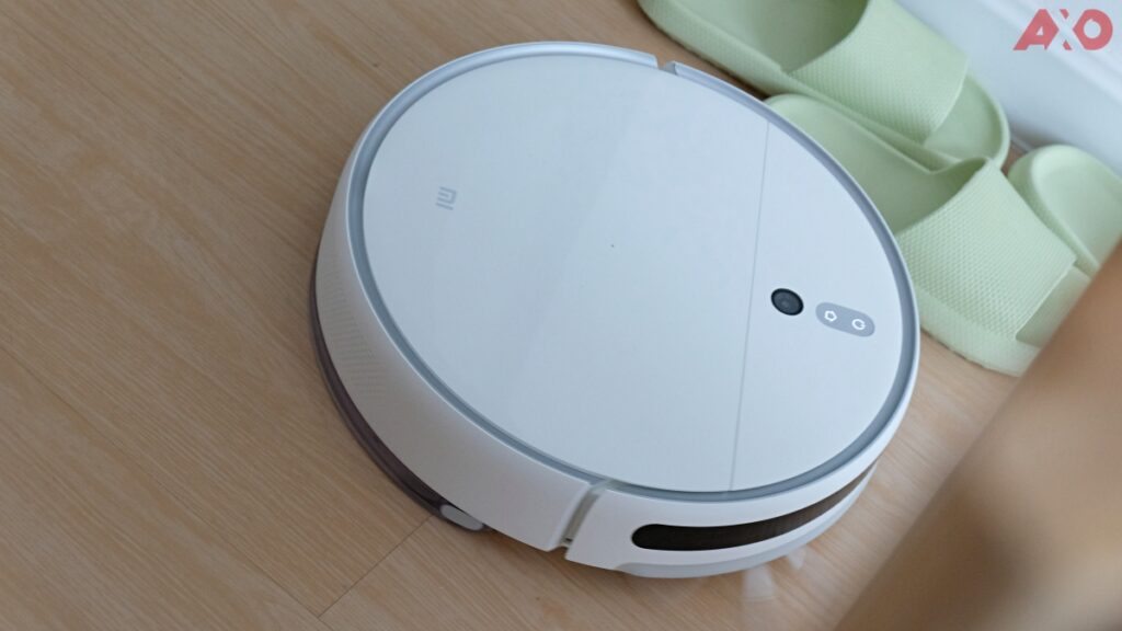 Xiaomi Mi Robot Vacuum-Mop 2 Review: Jam Packed With The Essentials