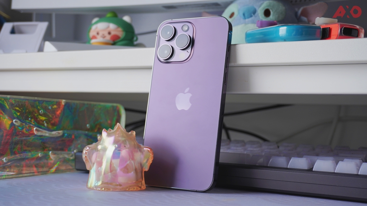 iPhone 14 Pro Max Purple