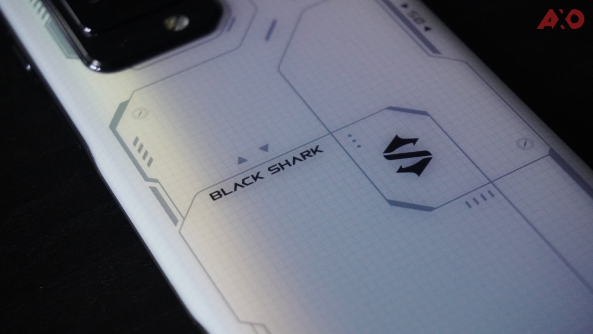 Black Shark 5 Pro back