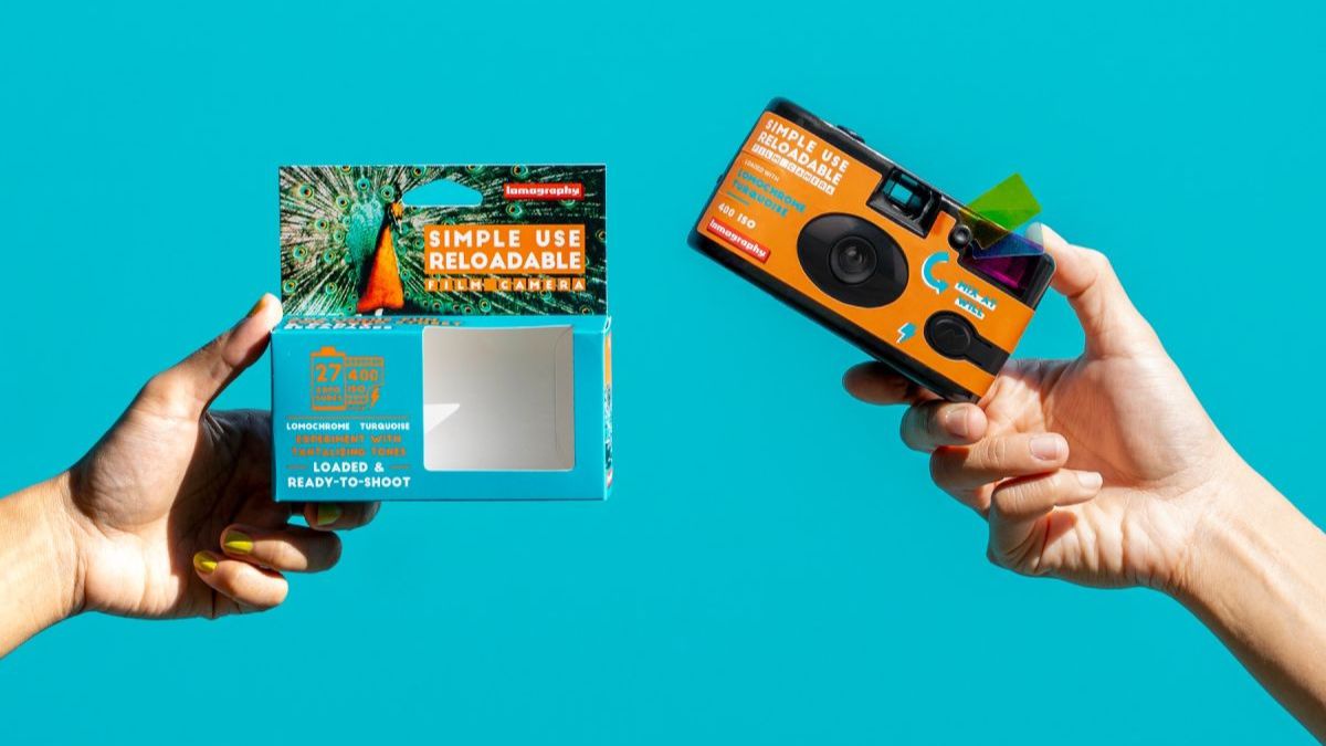 Lomography Simple Use Reloadable with Turquoise Film