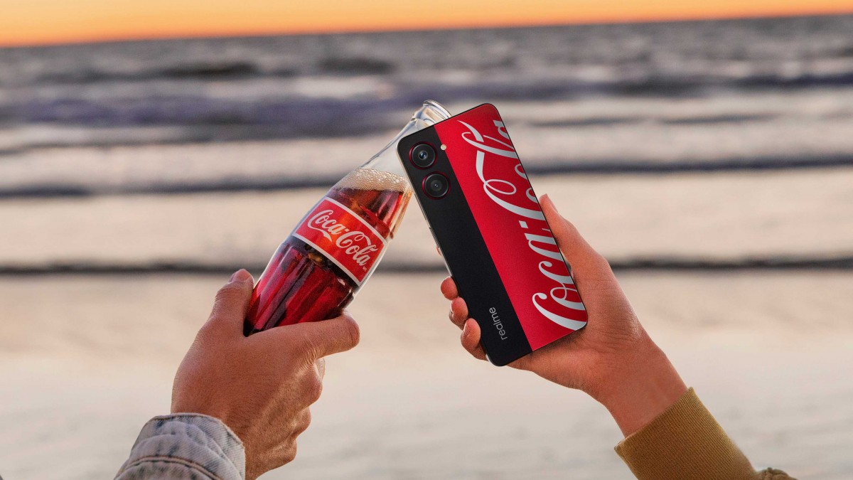 realme Coca-cola edition