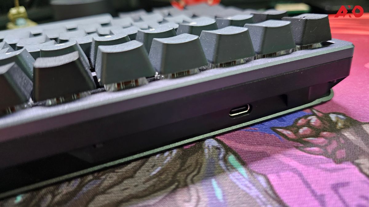 ROG Azoth Gaming Mechanical Keyboard Review: When Custom And Gaming Keyboards Collide 15
