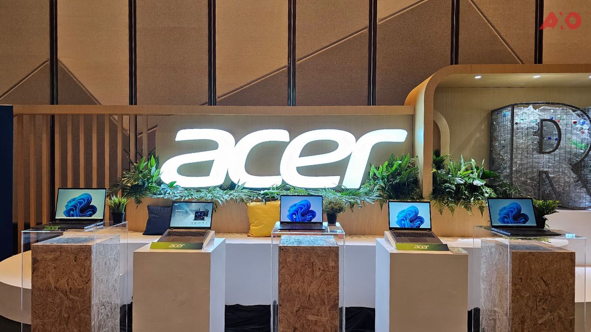 Acer Aspire and TravelMate Laptops on display